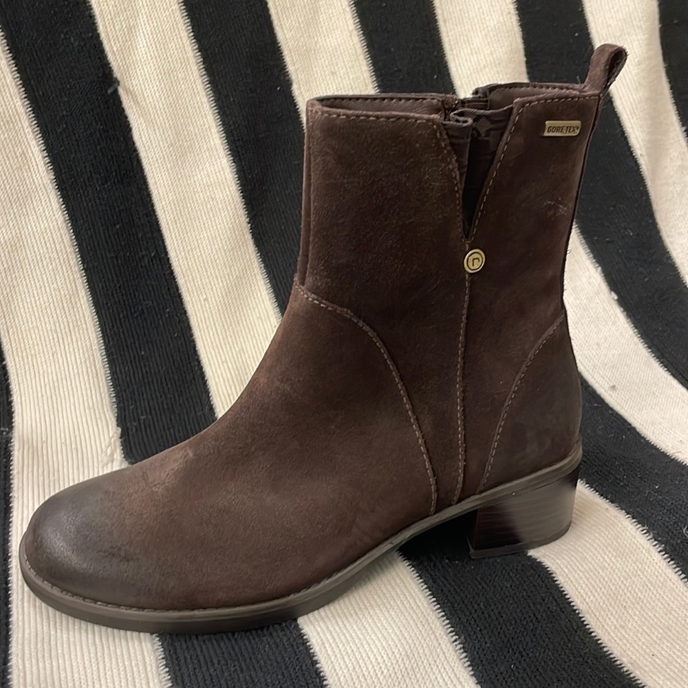 NEW Rockport Chelsea Boots Espresso Gortex